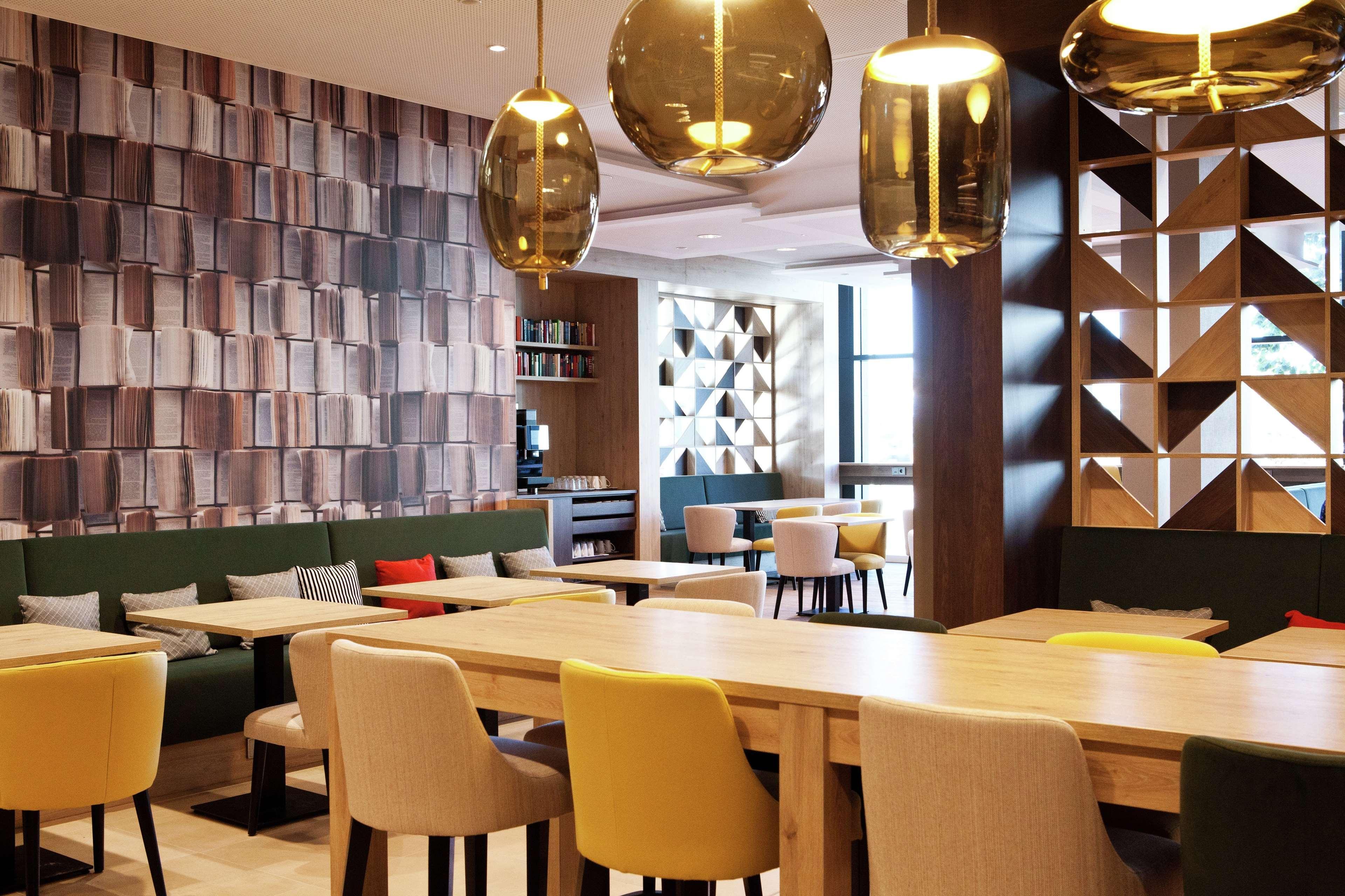 Hotel Hampton By Hilton East Side Gallery 3*